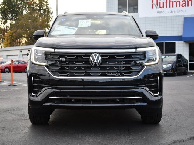 2024 Volkswagen Atlas Cross Sport 2.0T SEL R-Line