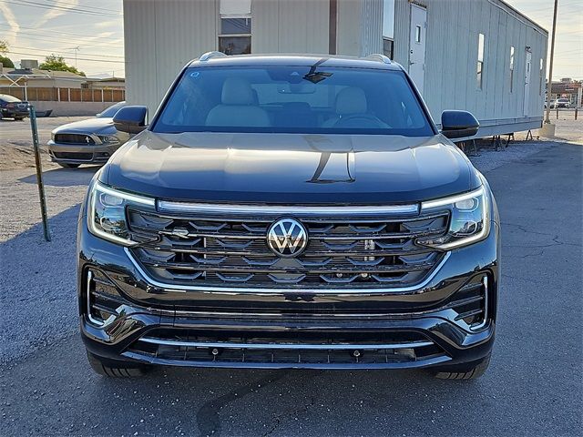 2024 Volkswagen Atlas Cross Sport 2.0T SEL R-Line