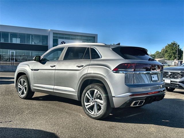 2024 Volkswagen Atlas Cross Sport 2.0T SEL R-Line