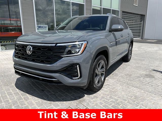 2024 Volkswagen Atlas Cross Sport 2.0T SEL R-Line