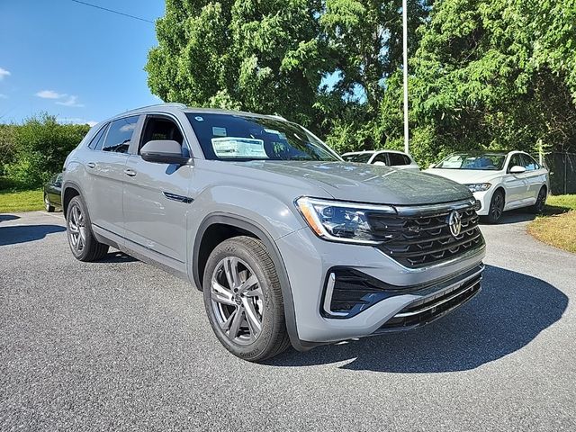 2024 Volkswagen Atlas Cross Sport 2.0T SEL R-Line