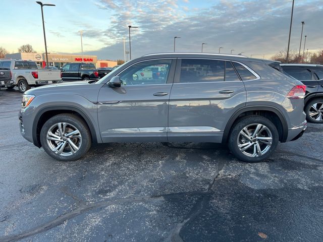 2024 Volkswagen Atlas Cross Sport 2.0T SEL R-Line