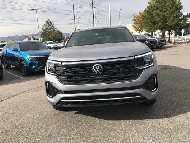 2024 Volkswagen Atlas Cross Sport 2.0T SEL R-Line