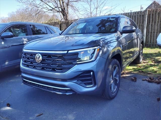 2024 Volkswagen Atlas Cross Sport 2.0T SEL R-Line