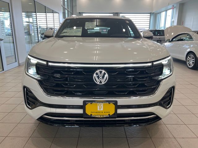 2024 Volkswagen Atlas Cross Sport 2.0T SEL R-Line