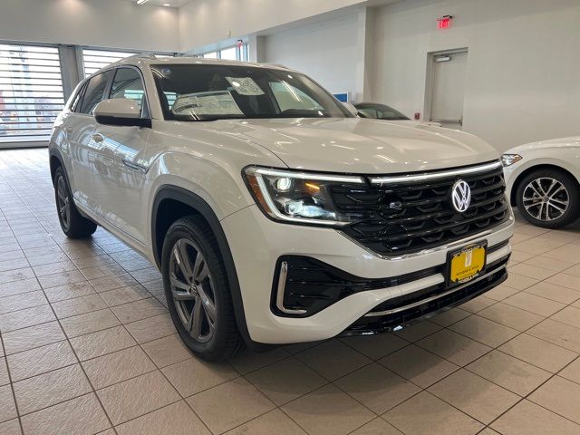 2024 Volkswagen Atlas Cross Sport 2.0T SEL R-Line