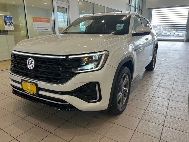 2024 Volkswagen Atlas Cross Sport 2.0T SEL R-Line