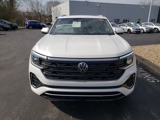 2024 Volkswagen Atlas Cross Sport 2.0T SEL R-Line