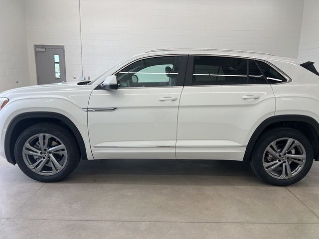 2024 Volkswagen Atlas Cross Sport 2.0T SEL R-Line