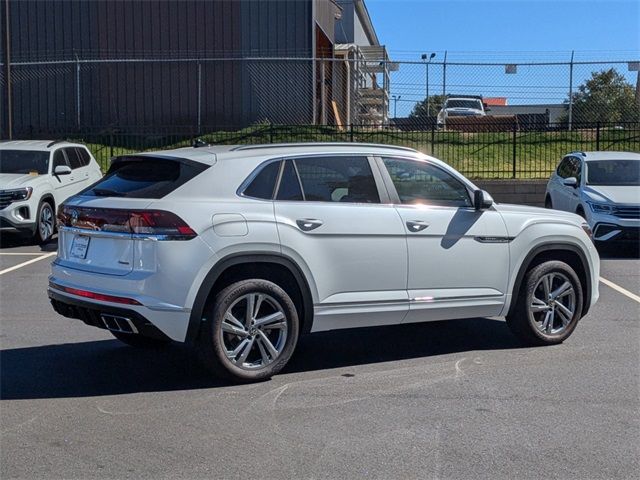 2024 Volkswagen Atlas Cross Sport 2.0T SEL R-Line