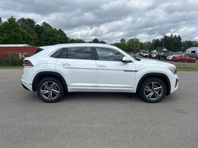 2024 Volkswagen Atlas Cross Sport 2.0T SEL R-Line