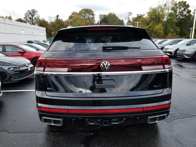 2024 Volkswagen Atlas Cross Sport 2.0T SEL R-Line