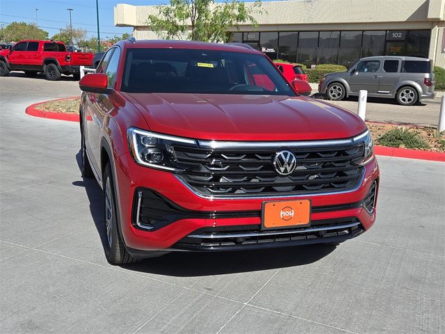 2024 Volkswagen Atlas Cross Sport 2.0T SEL R-Line