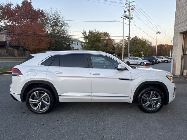 2024 Volkswagen Atlas Cross Sport 2.0T SEL R-Line