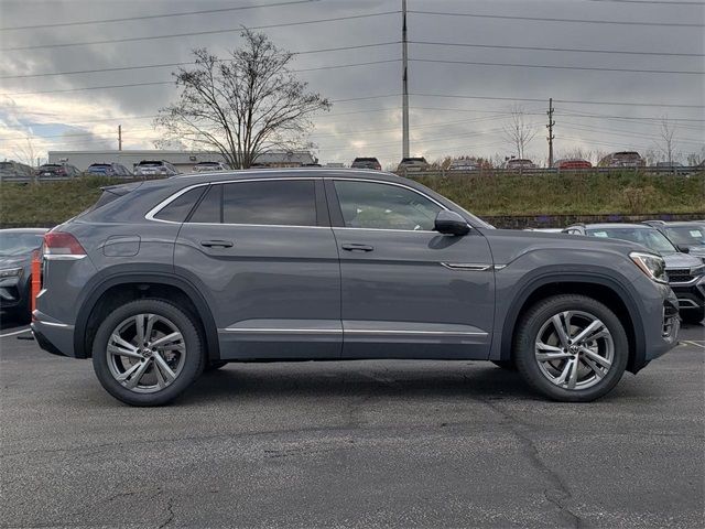 2024 Volkswagen Atlas Cross Sport 2.0T SEL R-Line