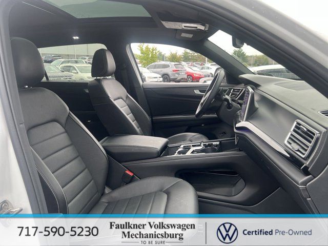 2024 Volkswagen Atlas Cross Sport 2.0T SEL R-Line