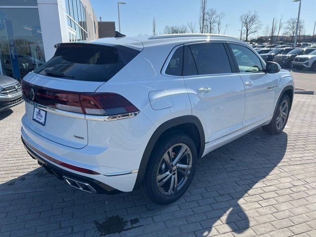 2024 Volkswagen Atlas Cross Sport 2.0T SEL R-Line