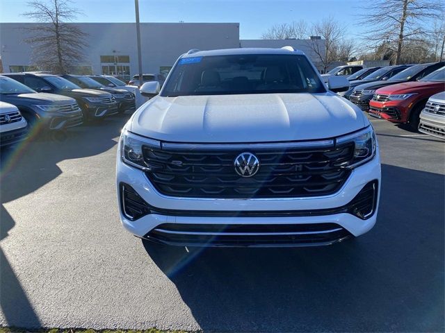 2024 Volkswagen Atlas Cross Sport 2.0T SEL R-Line