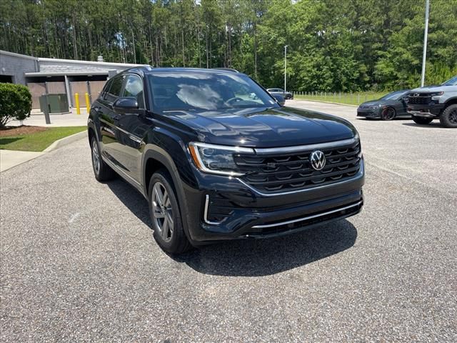 2024 Volkswagen Atlas Cross Sport 2.0T SEL R-Line