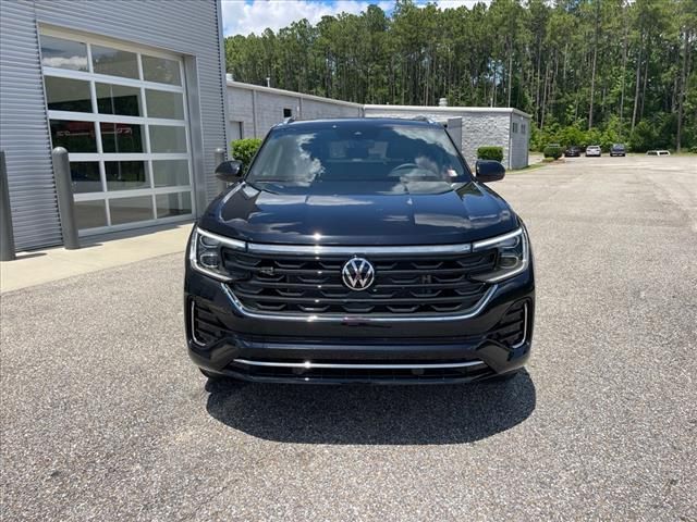 2024 Volkswagen Atlas Cross Sport 2.0T SEL R-Line