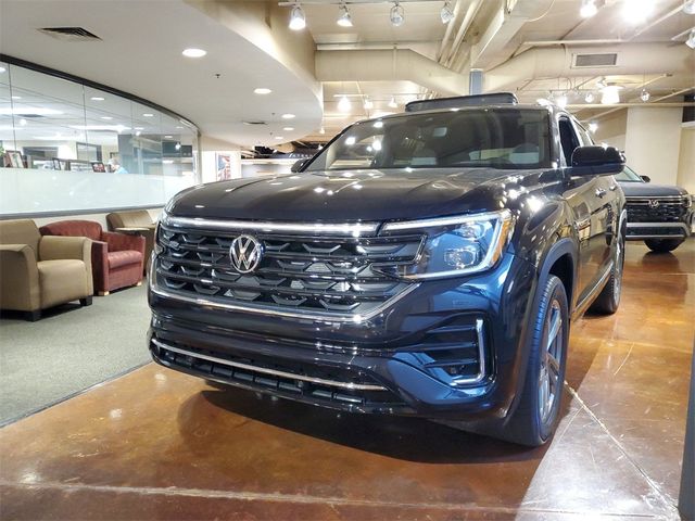 2024 Volkswagen Atlas Cross Sport 2.0T SEL R-Line