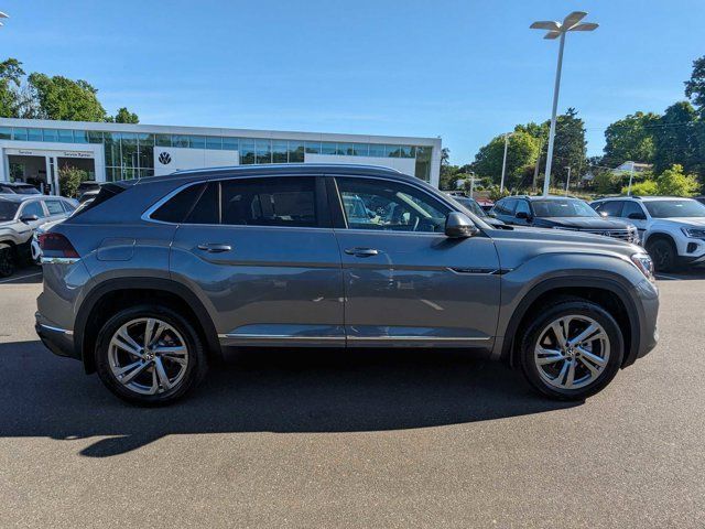 2024 Volkswagen Atlas Cross Sport 2.0T SEL R-Line