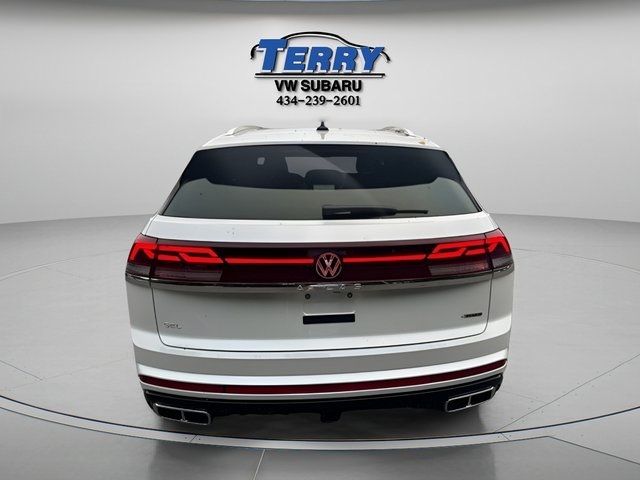 2024 Volkswagen Atlas Cross Sport 2.0T SEL R-Line