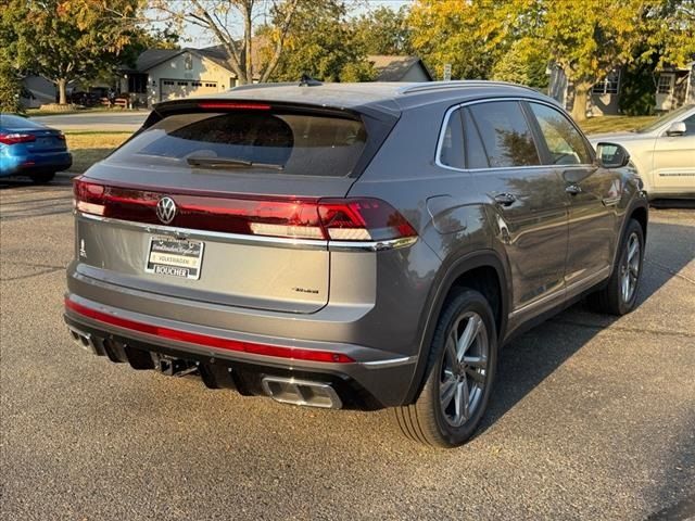 2024 Volkswagen Atlas Cross Sport 2.0T SEL R-Line