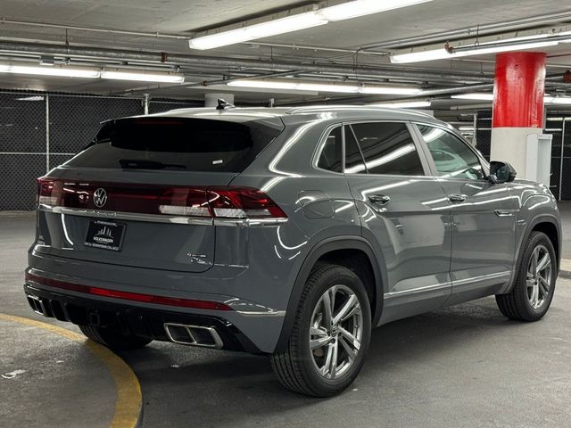 2024 Volkswagen Atlas Cross Sport 2.0T SEL R-Line