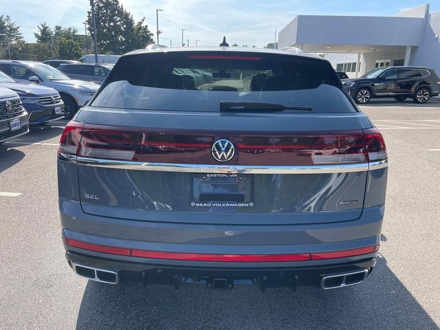 2024 Volkswagen Atlas Cross Sport 2.0T SEL R-Line