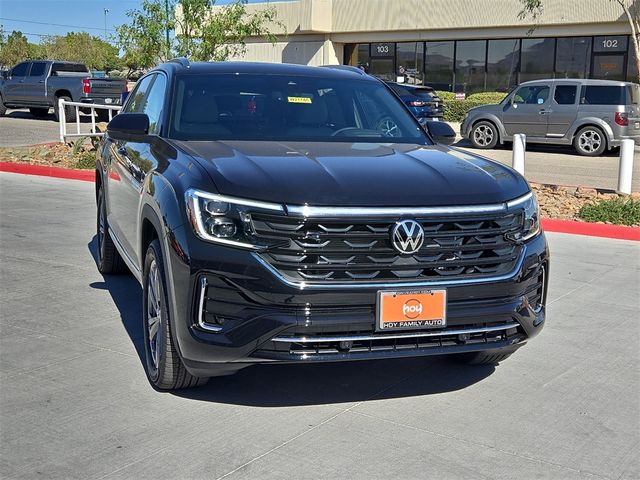 2024 Volkswagen Atlas Cross Sport 2.0T SEL R-Line