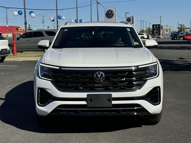 2024 Volkswagen Atlas Cross Sport 2.0T SEL R-Line