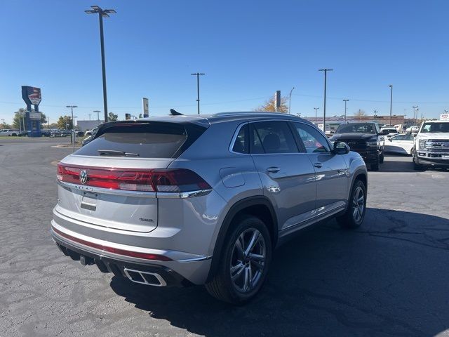 2024 Volkswagen Atlas Cross Sport 2.0T SEL R-Line