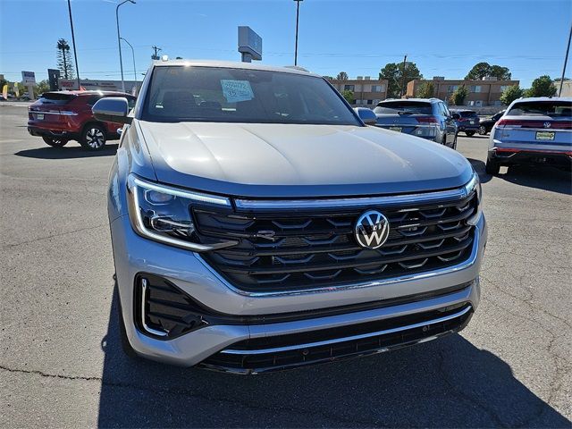 2024 Volkswagen Atlas Cross Sport 2.0T SEL R-Line