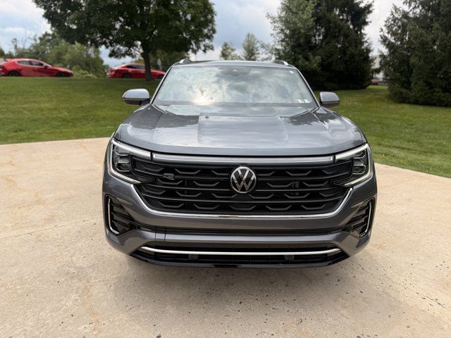 2024 Volkswagen Atlas Cross Sport 2.0T SEL R-Line