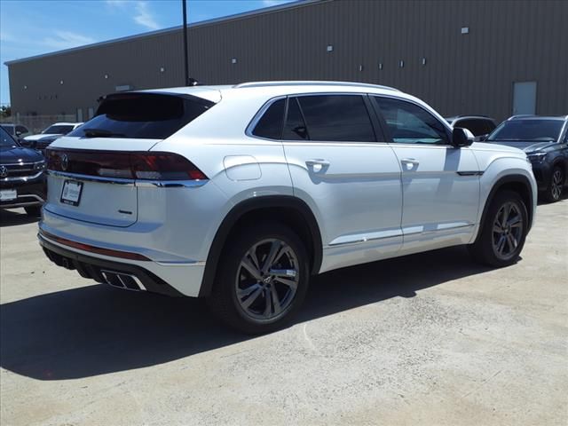 2024 Volkswagen Atlas Cross Sport 2.0T SEL R-Line