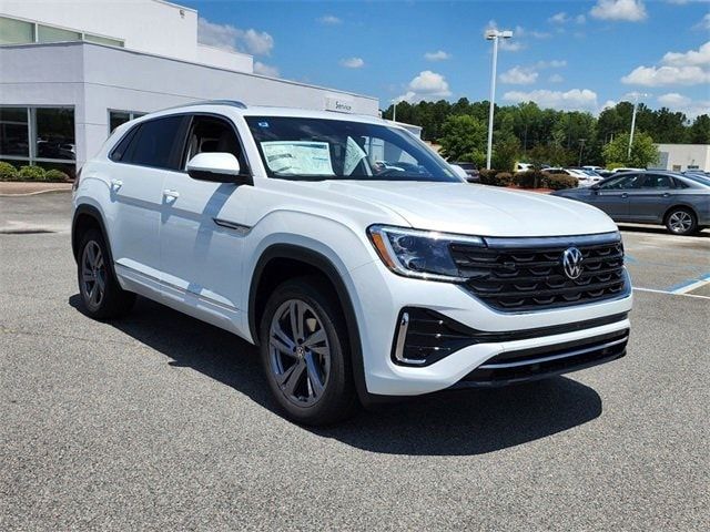 2024 Volkswagen Atlas Cross Sport 2.0T SEL R-Line