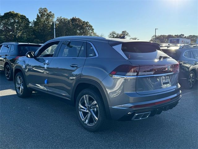 2024 Volkswagen Atlas Cross Sport 2.0T SEL R-Line