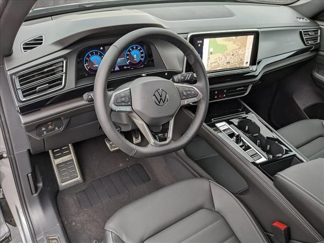 2024 Volkswagen Atlas Cross Sport 2.0T SEL R-Line