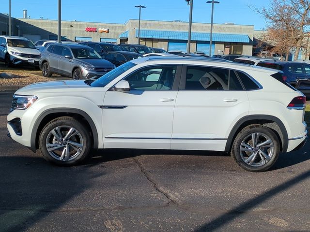 2024 Volkswagen Atlas Cross Sport 2.0T SEL R-Line