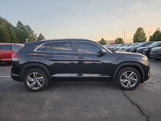 2024 Volkswagen Atlas Cross Sport 2.0T SEL R-Line