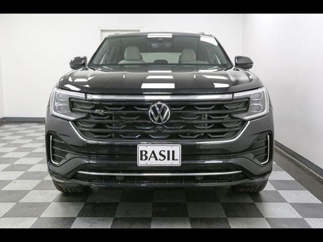 2024 Volkswagen Atlas Cross Sport 2.0T SEL R-Line