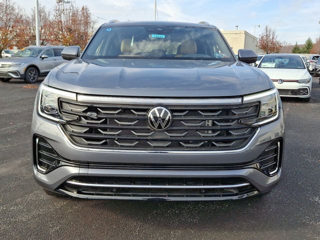 2024 Volkswagen Atlas Cross Sport 2.0T SEL R-Line