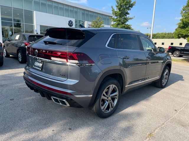 2024 Volkswagen Atlas Cross Sport 2.0T SEL R-Line