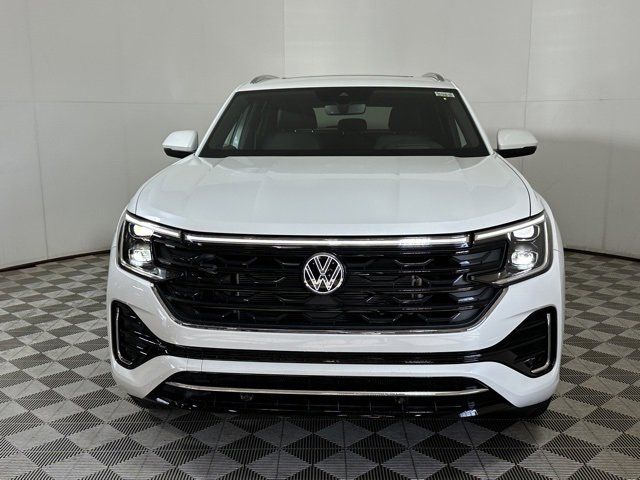 2024 Volkswagen Atlas Cross Sport 2.0T SEL R-Line