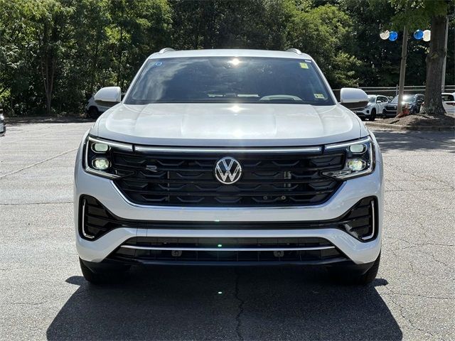 2024 Volkswagen Atlas Cross Sport 2.0T SEL R-Line