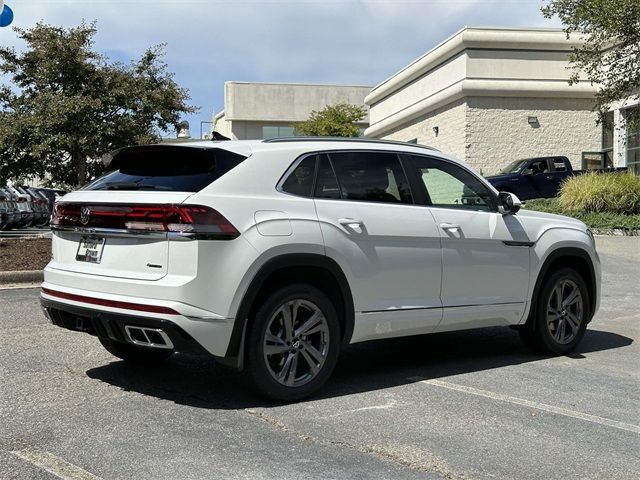 2024 Volkswagen Atlas Cross Sport 2.0T SEL R-Line