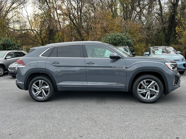 2024 Volkswagen Atlas Cross Sport 2.0T SEL R-Line