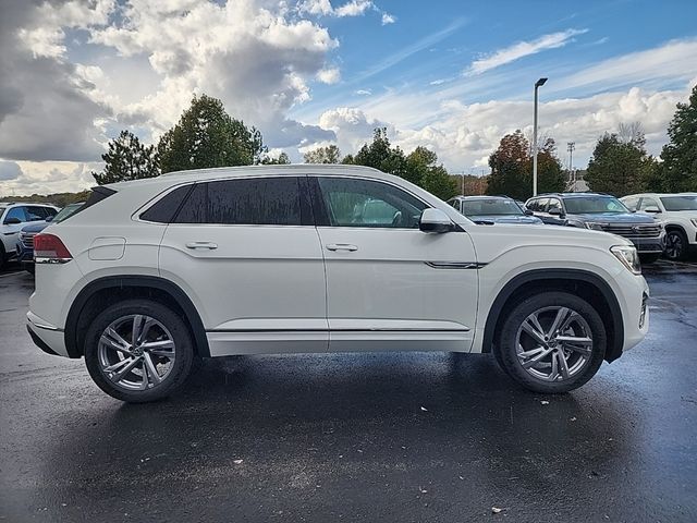 2024 Volkswagen Atlas Cross Sport 2.0T SEL R-Line