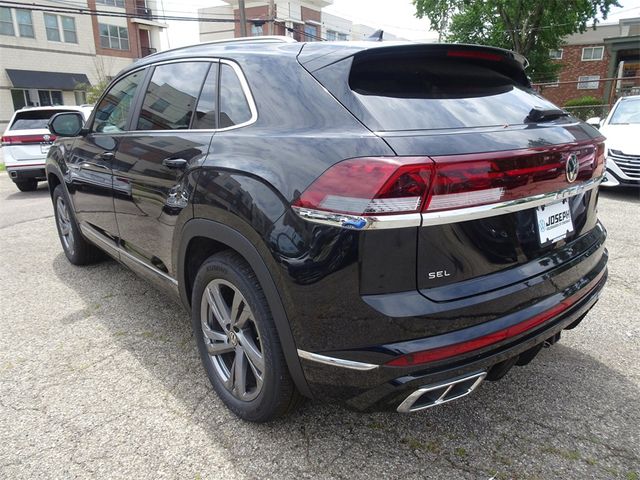 2024 Volkswagen Atlas Cross Sport 2.0T SEL R-Line